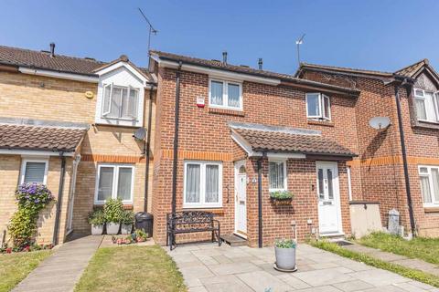 8 Lowdell Close, Yiewsley, West Drayton, UB7 8BB