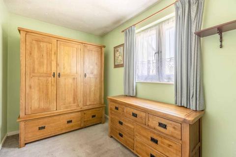 8 Lowdell Close, Yiewsley, West Drayton, UB7 8BB