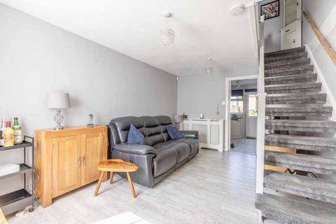 8 Lowdell Close, Yiewsley, West Drayton, UB7 8BB