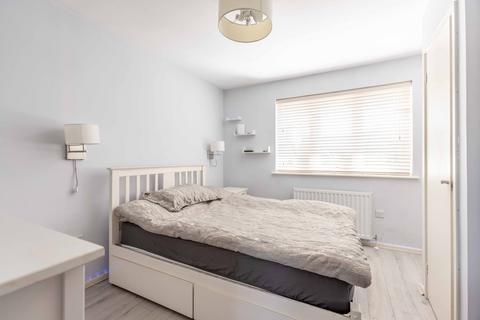 4 Milburn Drive, West Drayton, UB7 8QQ