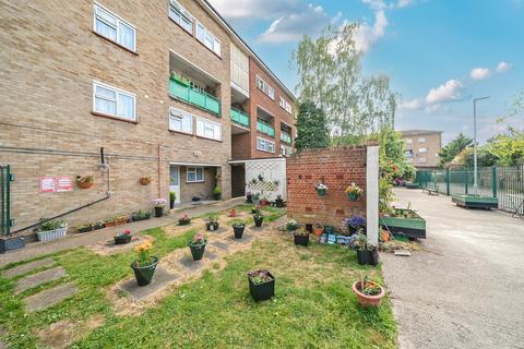 18 The Glebe, West Drayton, UB7 9JF