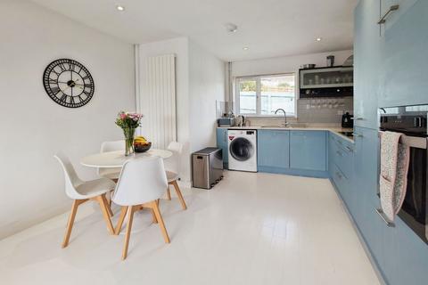 26 Glanbran Road, Birchgrove, Swansea, SA7 9PD