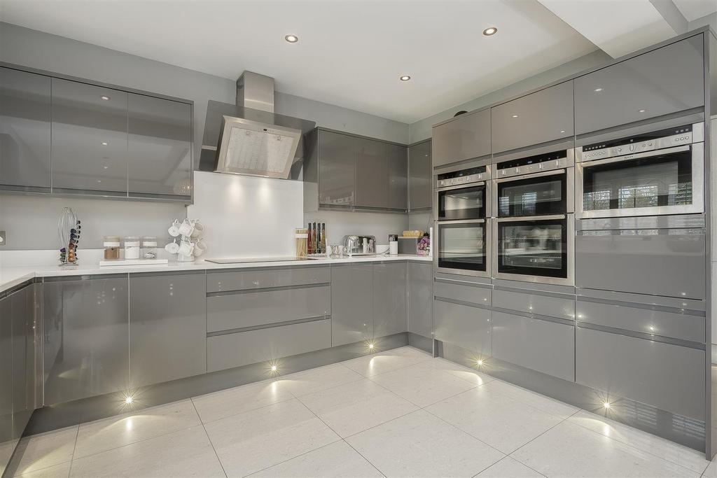 House-beechfield-banstead-133.jpg