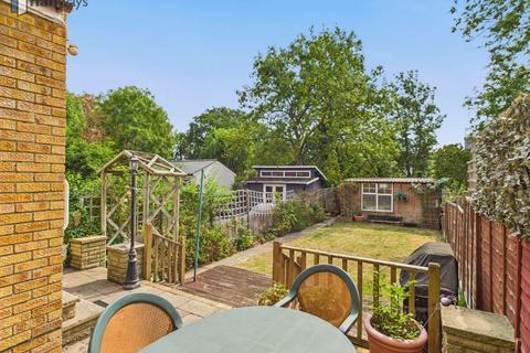 3 bedroom semi-detached house for sale, London SE20