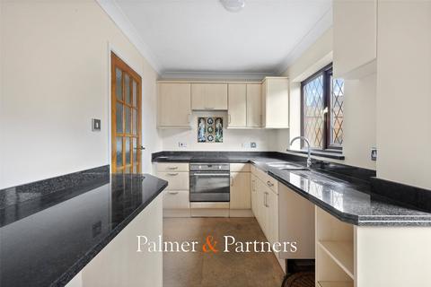 2 bedroom end of terrace house for sale, Cattawade Street, Cattawade, Manningtree, Suffolk, CO11