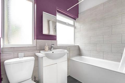 1 bedroom flat for sale, Wixs Lane, London SW4