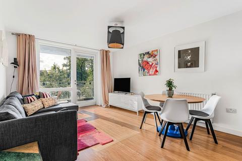1 bedroom apartment for sale, Woods Road, London SE15