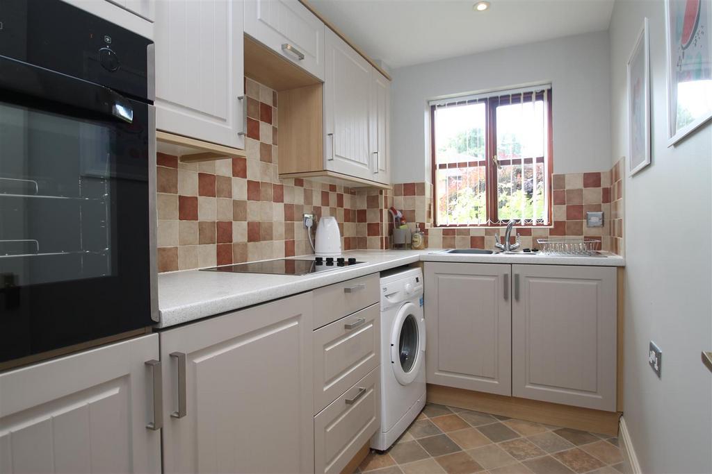Kitchen.JPG
