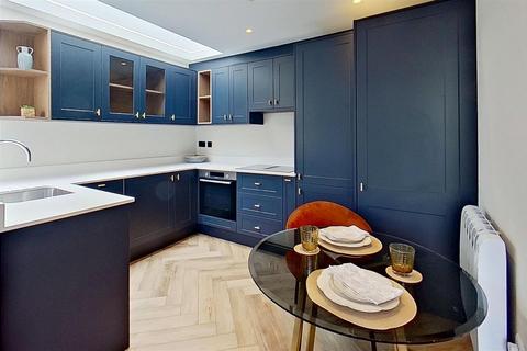 undefined, Standen Road, London