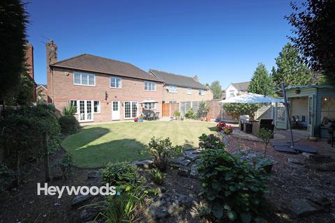 5 bedroom detached house for sale, Bluebell Drive, Seabridge, Newcastle-under-Lyme, Staffordshire