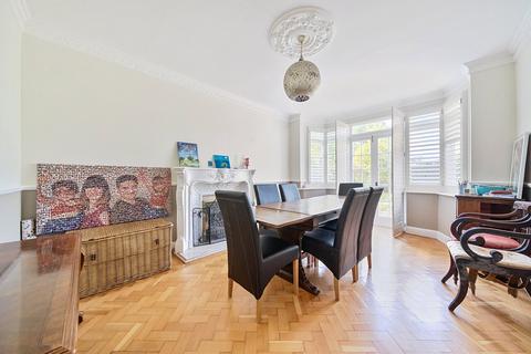 3 bedroom detached house for sale, Medina Avenue, Esher, KT10