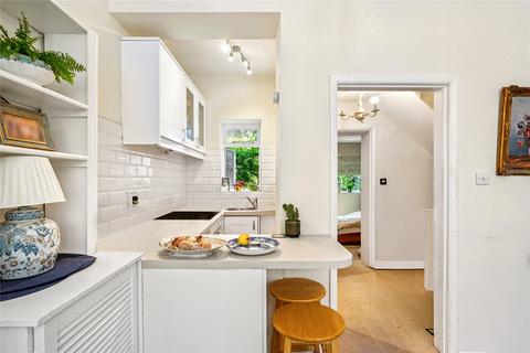 Flat 1, 17 Dancer Road, London, SW6 4DU