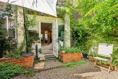 Flat 1, 17 Dancer Road, London, SW6 4DU