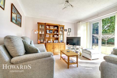 2 bedroom semi-detached bungalow for sale, Marlborough Court, Lowestoft