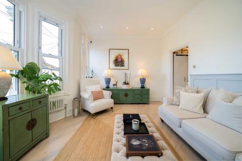 2 bedroom flat for sale, Querrin Street, London SW6