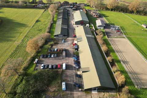 Warehouse to rent, 4-4F Billingshurst Rd Coolham RH13 8QN