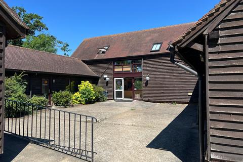 Office to rent, The Barn, Dawes Farm, Bognor Road, Warnham Warnham RH12 3SH