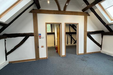 Office to rent, The Barn, Dawes Farm, Bognor Road, Warnham Warnham RH12 3SH