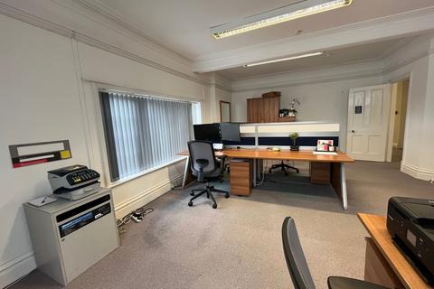 Office to rent, 16-17 High St Tring HP23 5AH