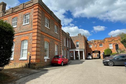 Office to rent, Church Street Chesham HP5 1JE