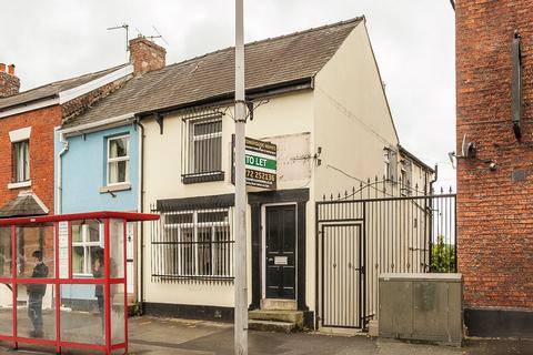 Retail property (high street) to rent, 170 Victoria Rd Preston PR5 4AY