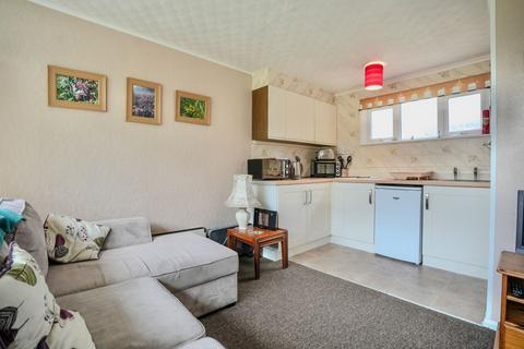 2 bedroom chalet for sale, Kings Chalet Park, Overstrand Road, NR27