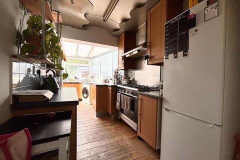 3 bedroom semi-detached house for sale, Engel Park, Mill Hill, NW7