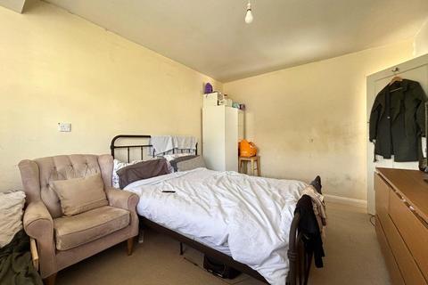 3 bedroom semi-detached house for sale, Engel Park, Mill Hill, NW7