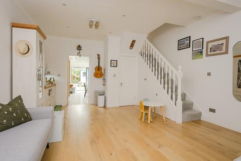 4 bedroom terraced house for sale, Goodenough Road, London SW19
