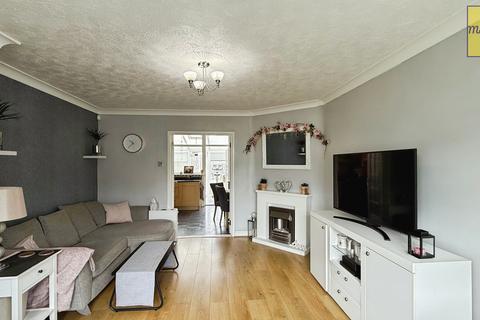 3 bedroom semi-detached house for sale, Eastwood Crescent, Brislington, Bristol, BS4 4SR
