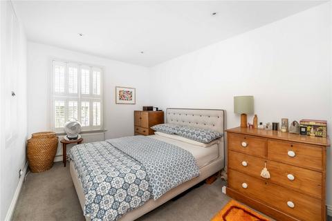 20 Sandycoombe Road, Twickenham, TW1 2LX