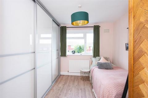 71 Borkwood Way, Orpington, BR6 9PE
