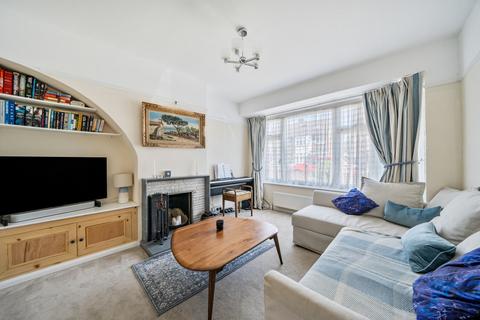 3 bedroom semi-detached house for sale, Braycourt Avenue, Walton On Thames, Surrey, KT12