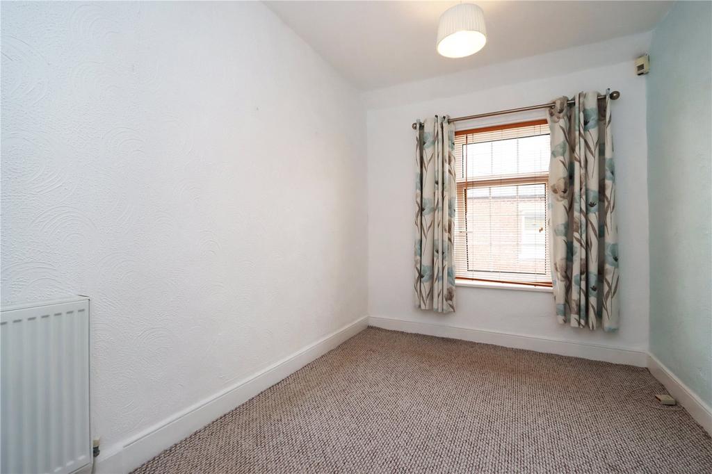 Bedroom 1 Pic 1