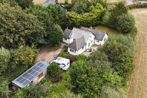 4 bedroom detached bungalow for sale