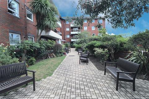 undefined, Heathside, Finchley Road, NW11