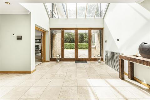 5 bedroom detached house for sale, Park Street Lane, Park Street, St. Albans