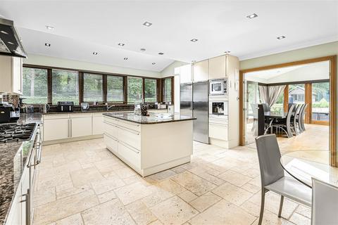 5 bedroom detached house for sale, Park Street Lane, Park Street, St. Albans