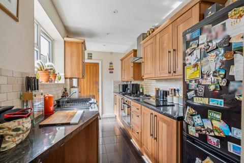undefined, Aldenham Road, Bushey