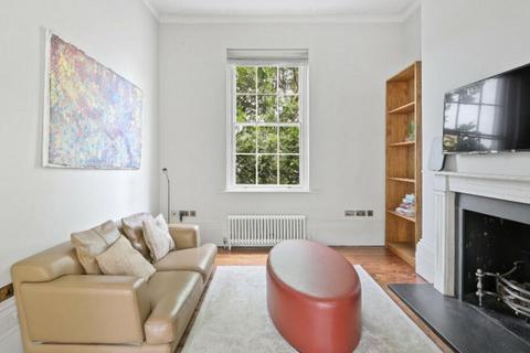 undefined, Warwick Gardens, London, W14