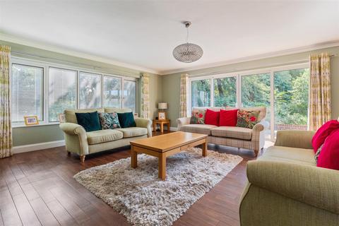 undefined, Fernhurst Drive, Goring-By-Sea, Worthing