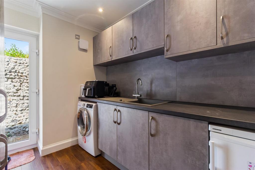 White Gables-011.jpg