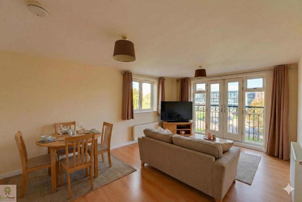 Sotherby potential Lounge