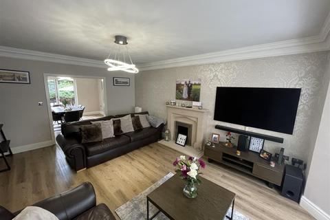 5 Eleanor Park, Prenton, CH43 7QU