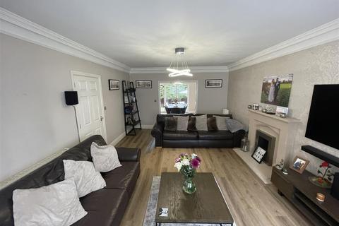 5 Eleanor Park, Prenton, CH43 7QU