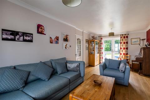 5 bedroom chalet for sale, Orchard Way, Hurstpierpoint BN6