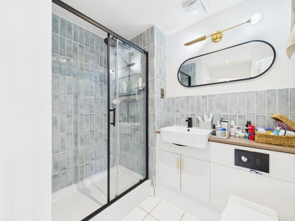Ensuite