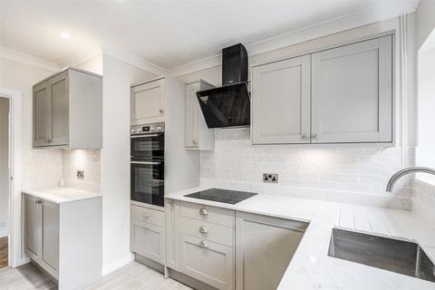 undefined, Raglan Court, Grand Avenue, Worthing, West Sussex, BN11