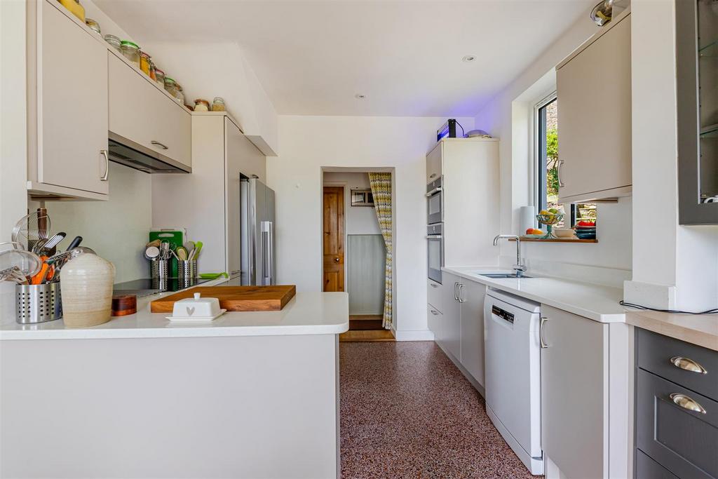 A11 - Quarry House Maudlin Road Totnes - 250722.jp