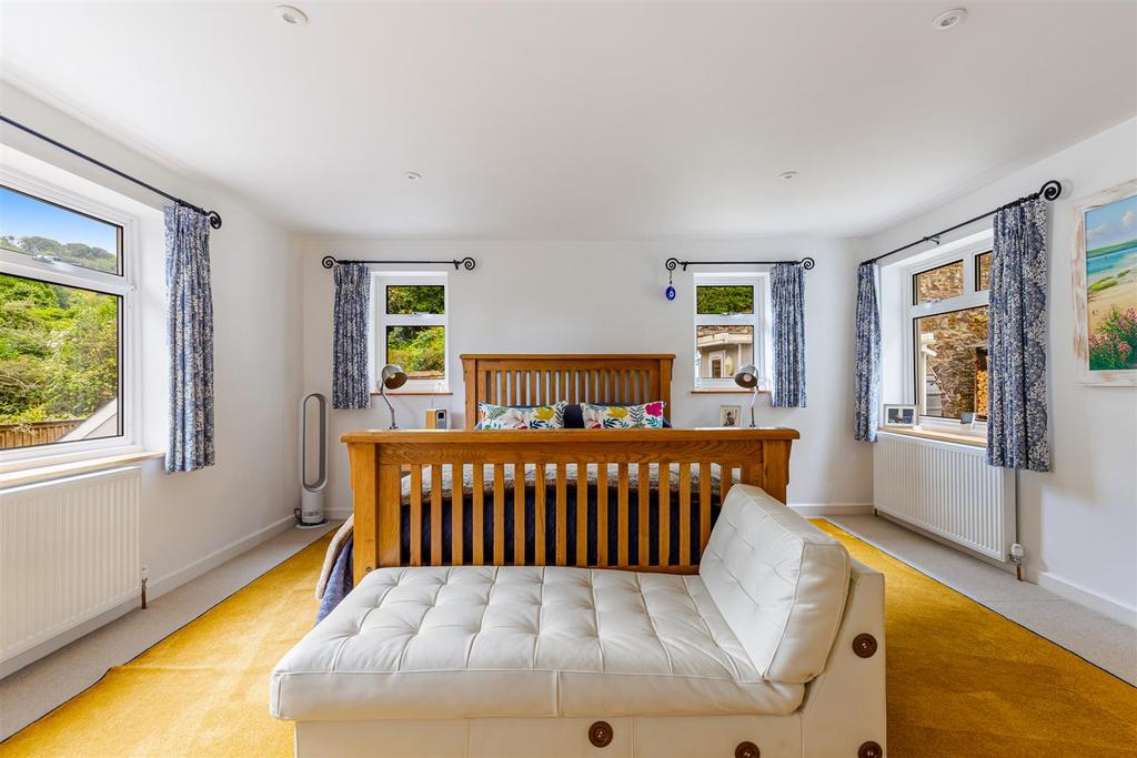 A21 - Quarry House Maudlin Road Totnes - 250722.jp
